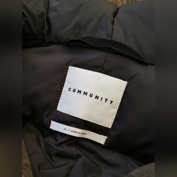 Aritzia Paradigm Parka/Puffer Jacket-Dark Olive Size XS - Picture 3 of 7